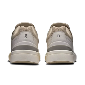 On Running THE ROGER Advantage White Sand