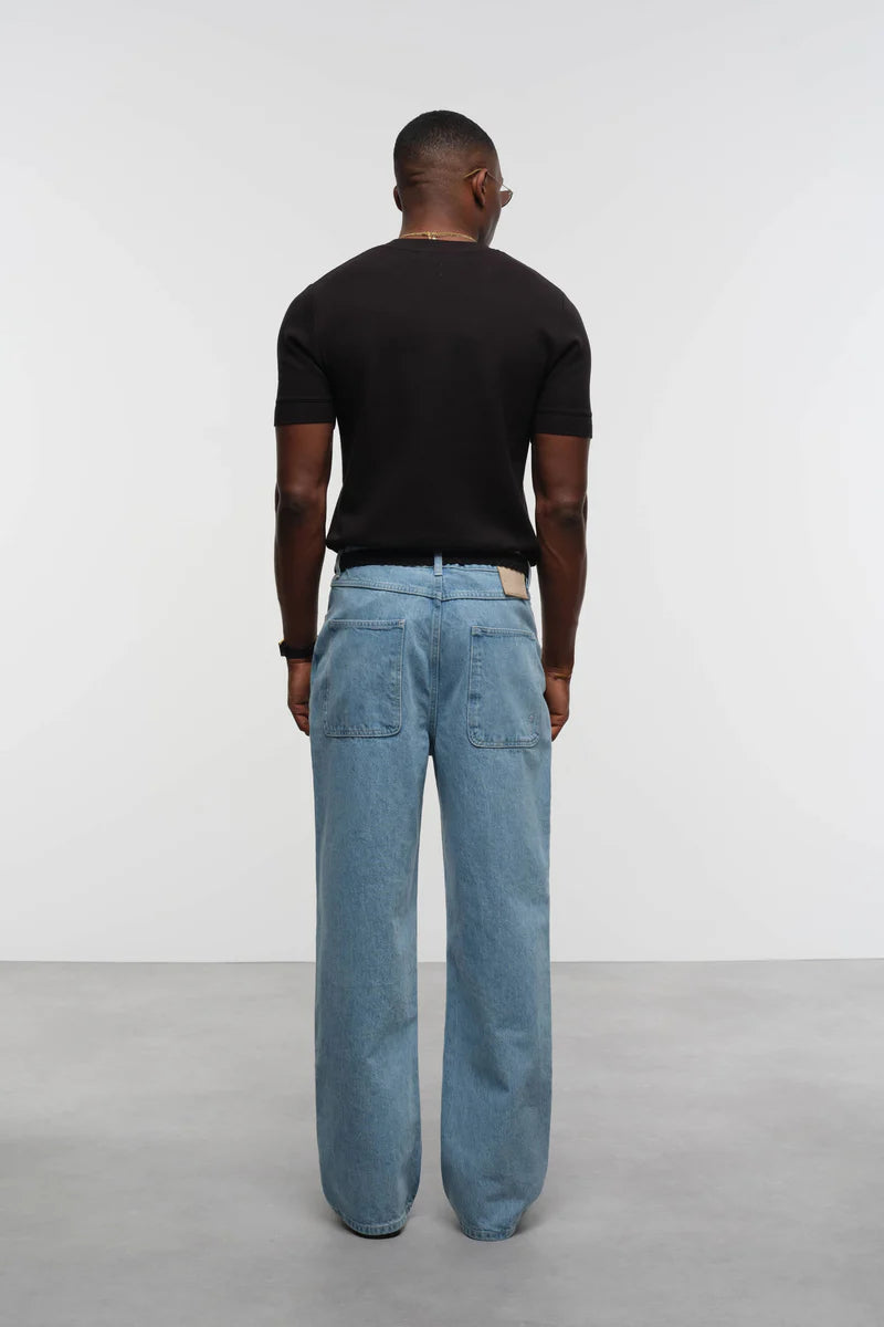 Relaxed denim jean - light wash