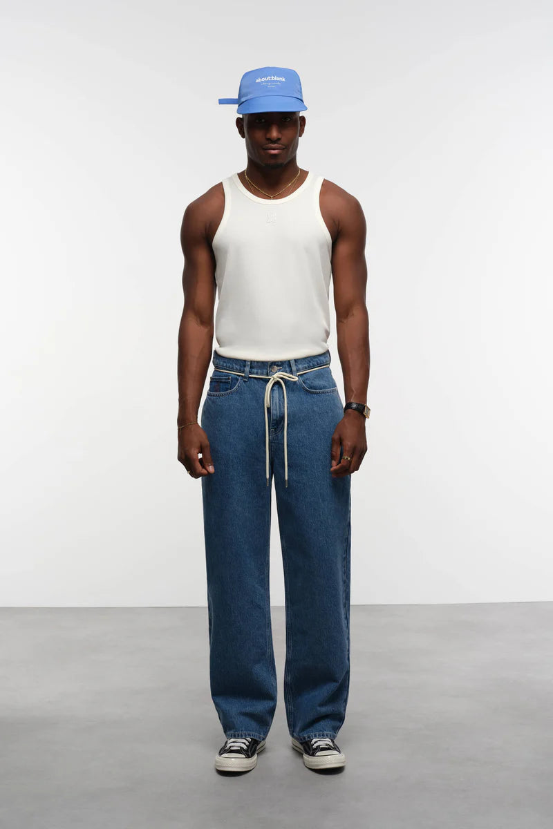 Relaxed denim jean - mid wash