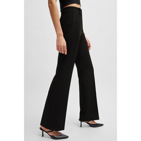 Hugo Hovani 10233791 01