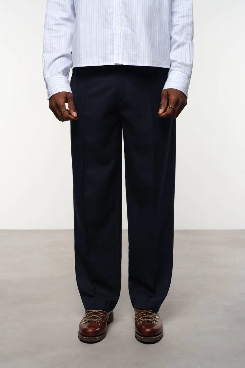 Everyday pleated trousers - navy
