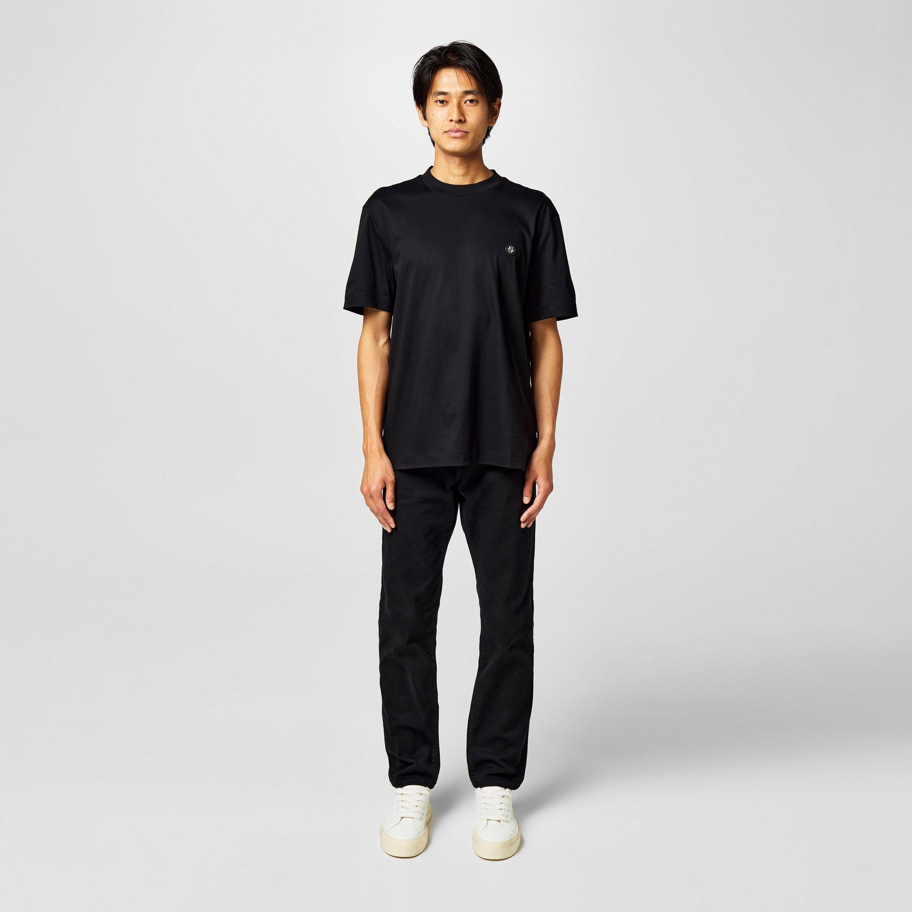 Men's HBB C Taut Minimalist Design T-Shirt