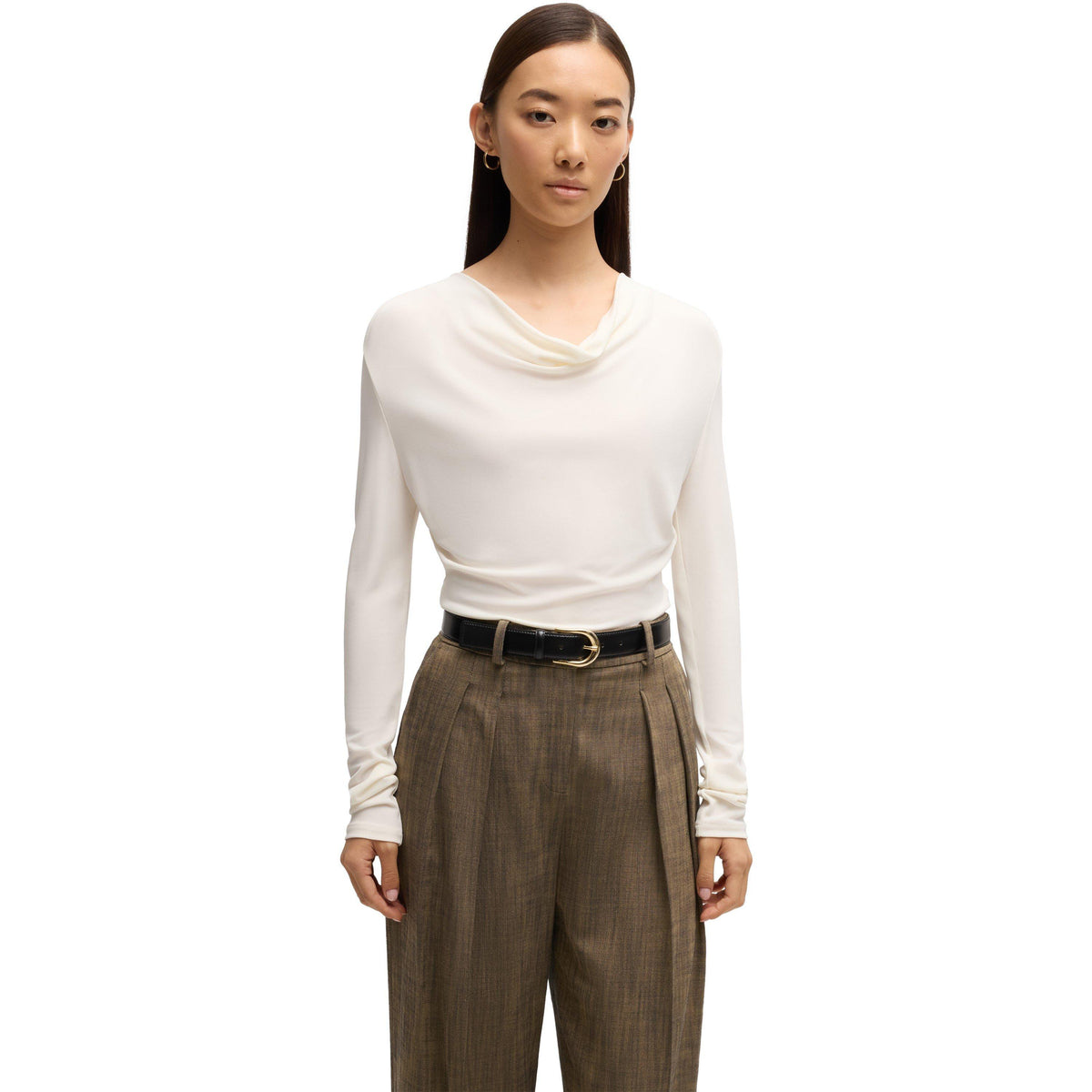 Boss Eseyana 10258439 01