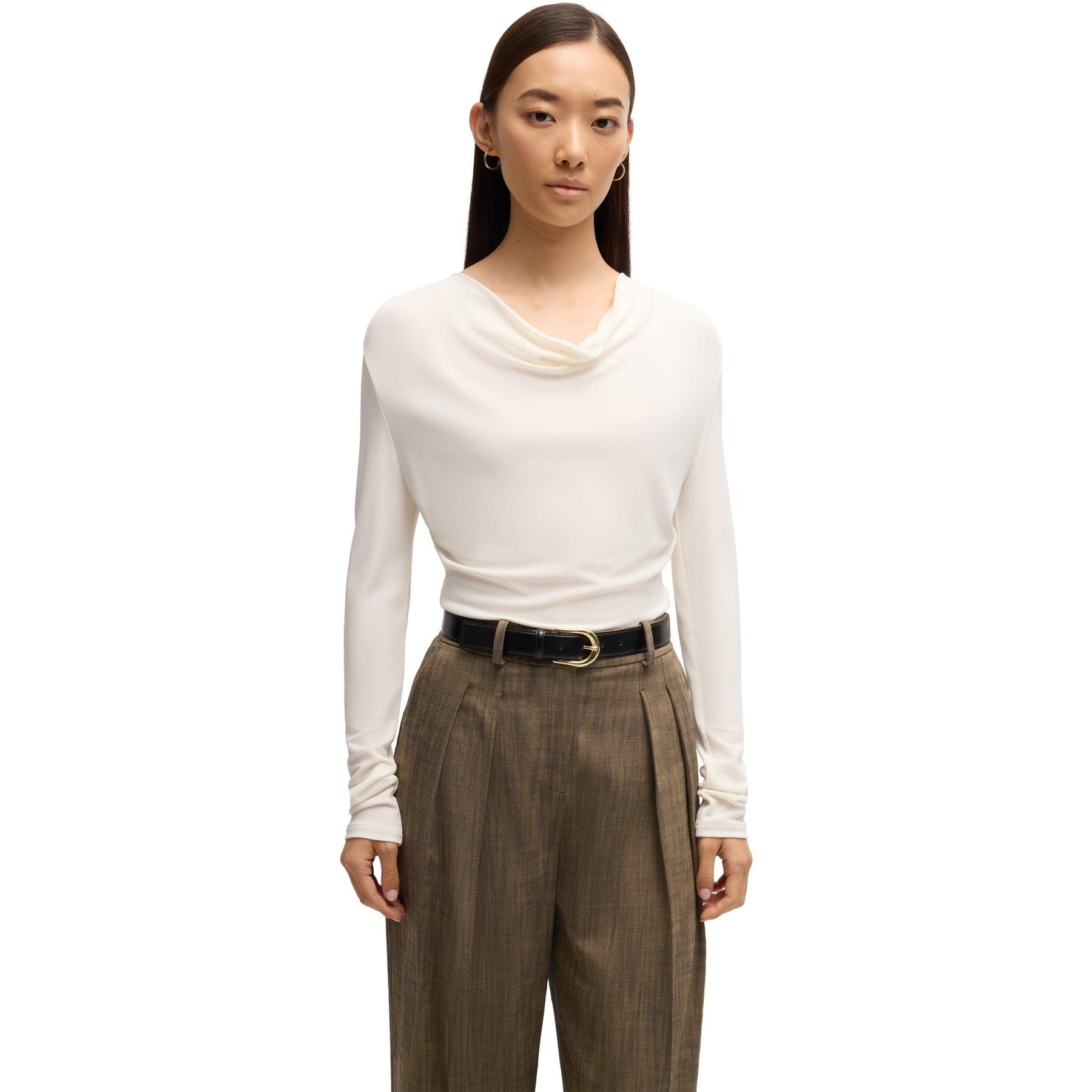 Boss Eseyana 10258439 01