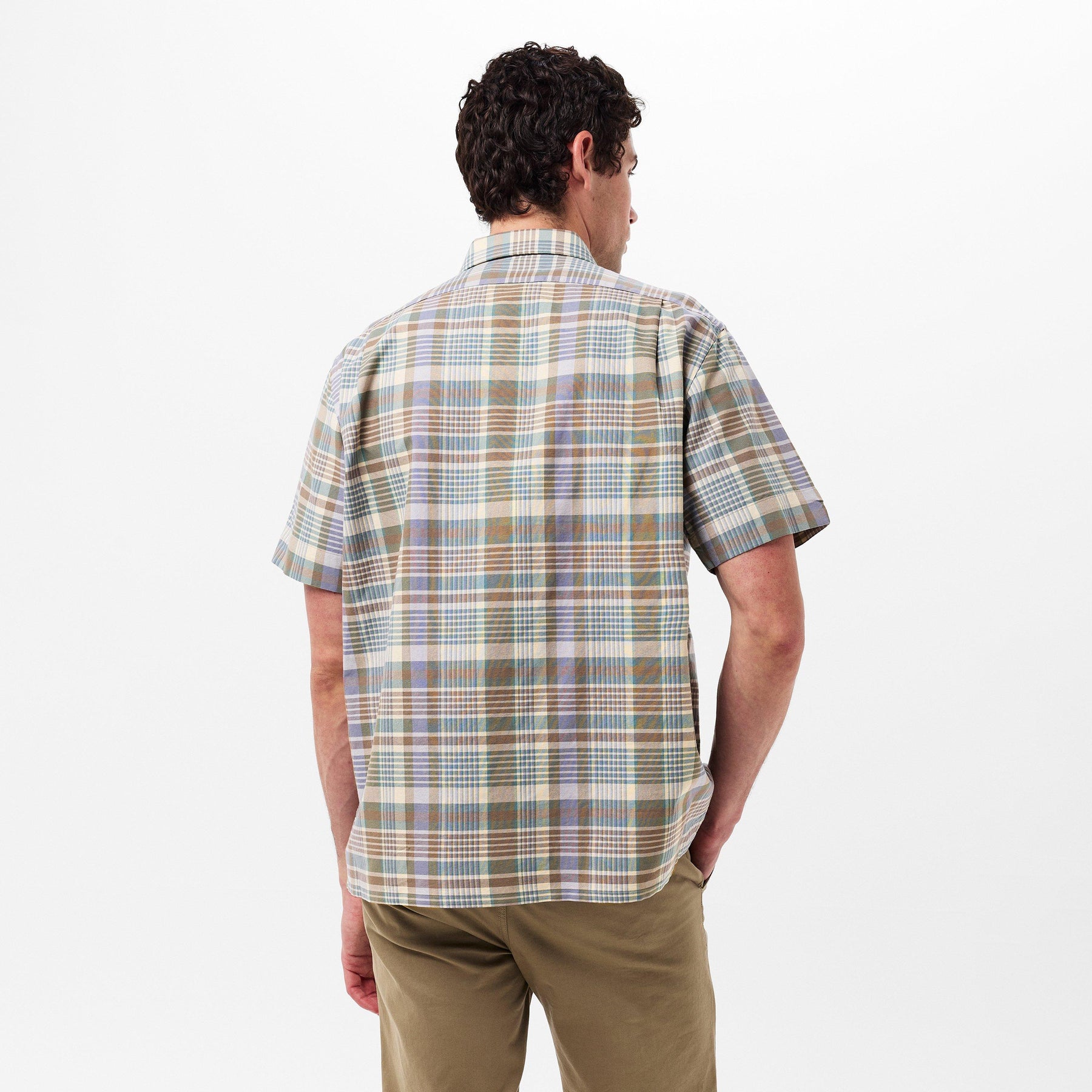 Men's Plaid Short-Sleeve Patterned Shirt