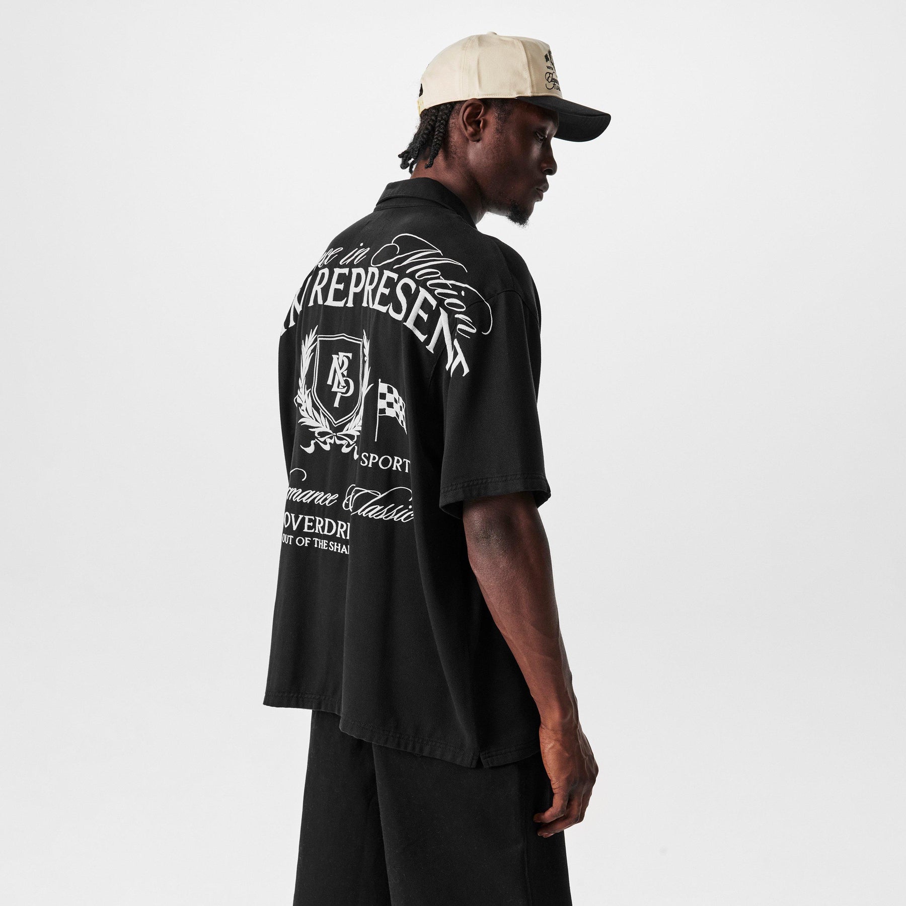 Men's Rep Crest S/S Shirt, Iconic Crest Shirt