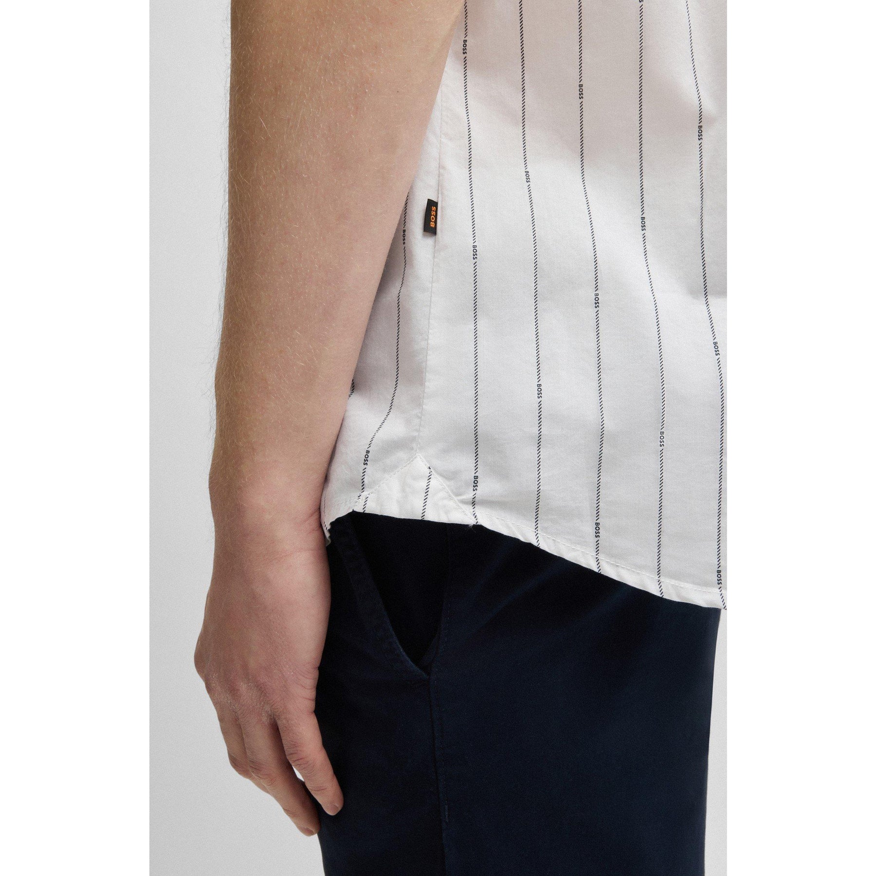 Men's Rash Stripe Short-Sleeve Patterned Shirt