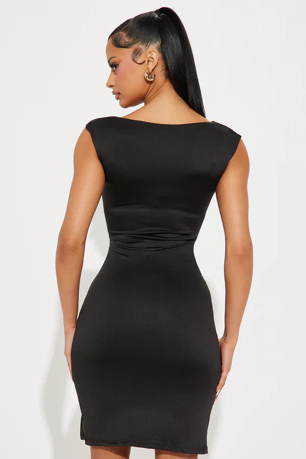 Danya Square Neck Midi Dress - Black