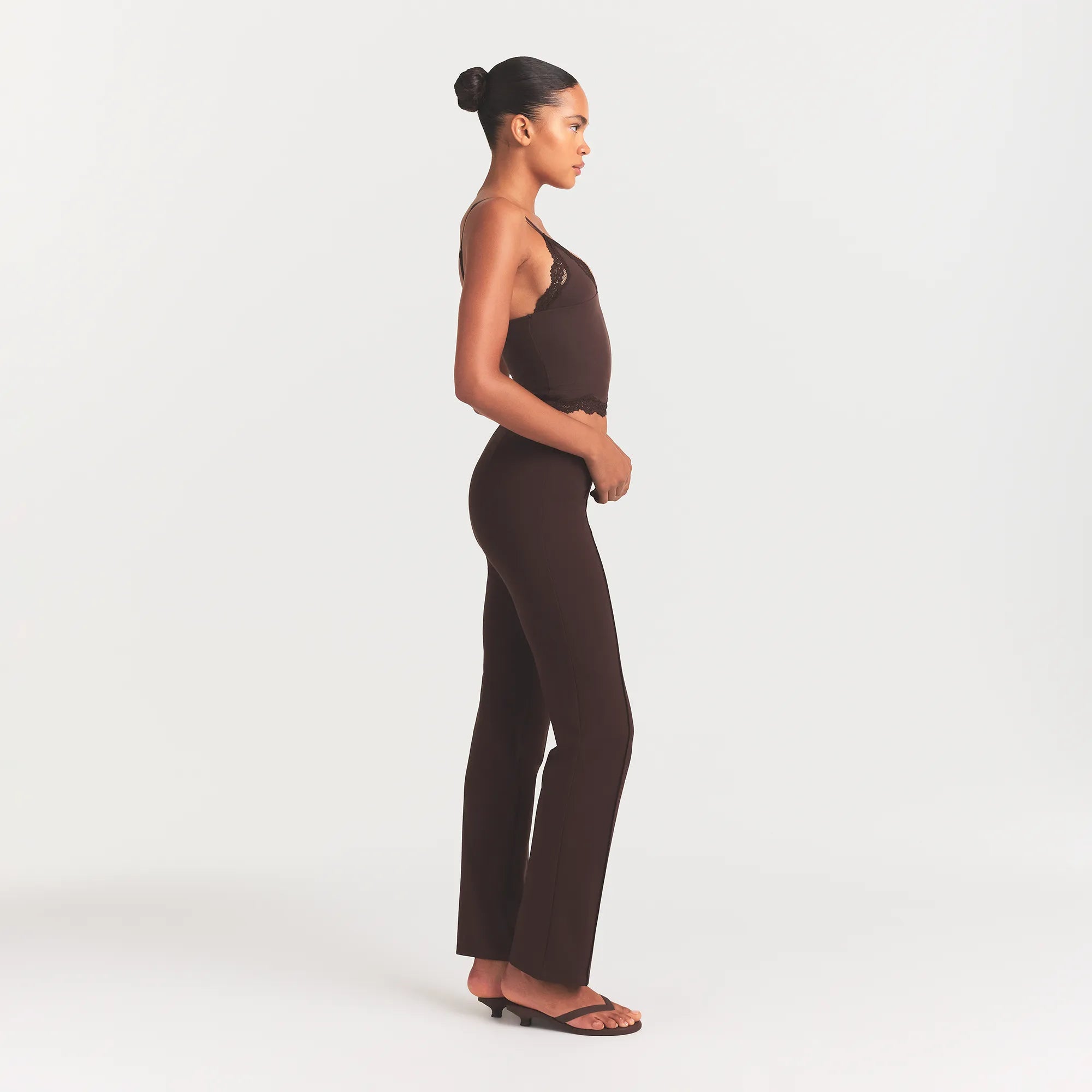 The Essential Collection High-waisted Pintuck Straight Pant