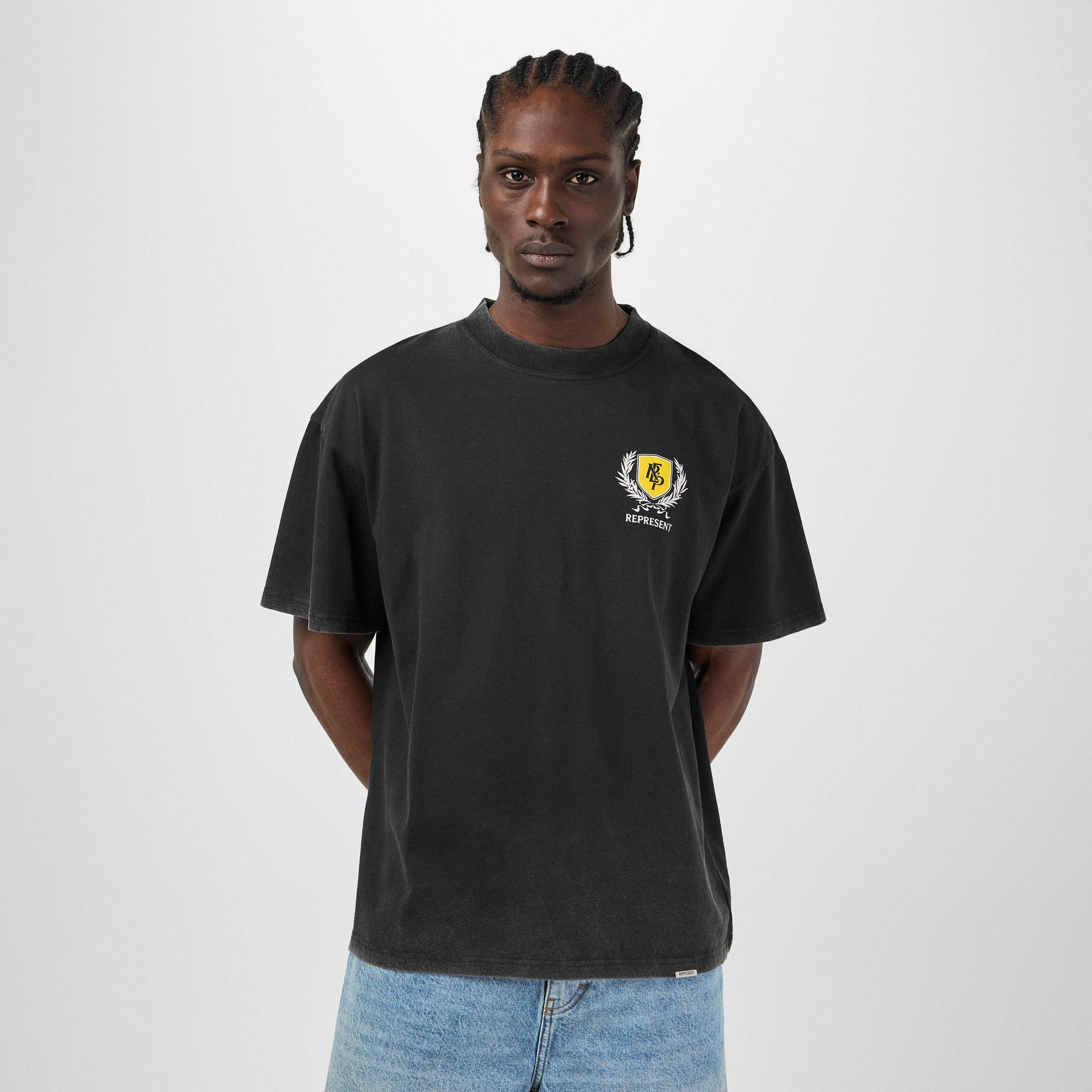 Men's Rep Crest T-Shirt, Striking Graphic Print