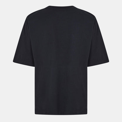 - T-Shirt