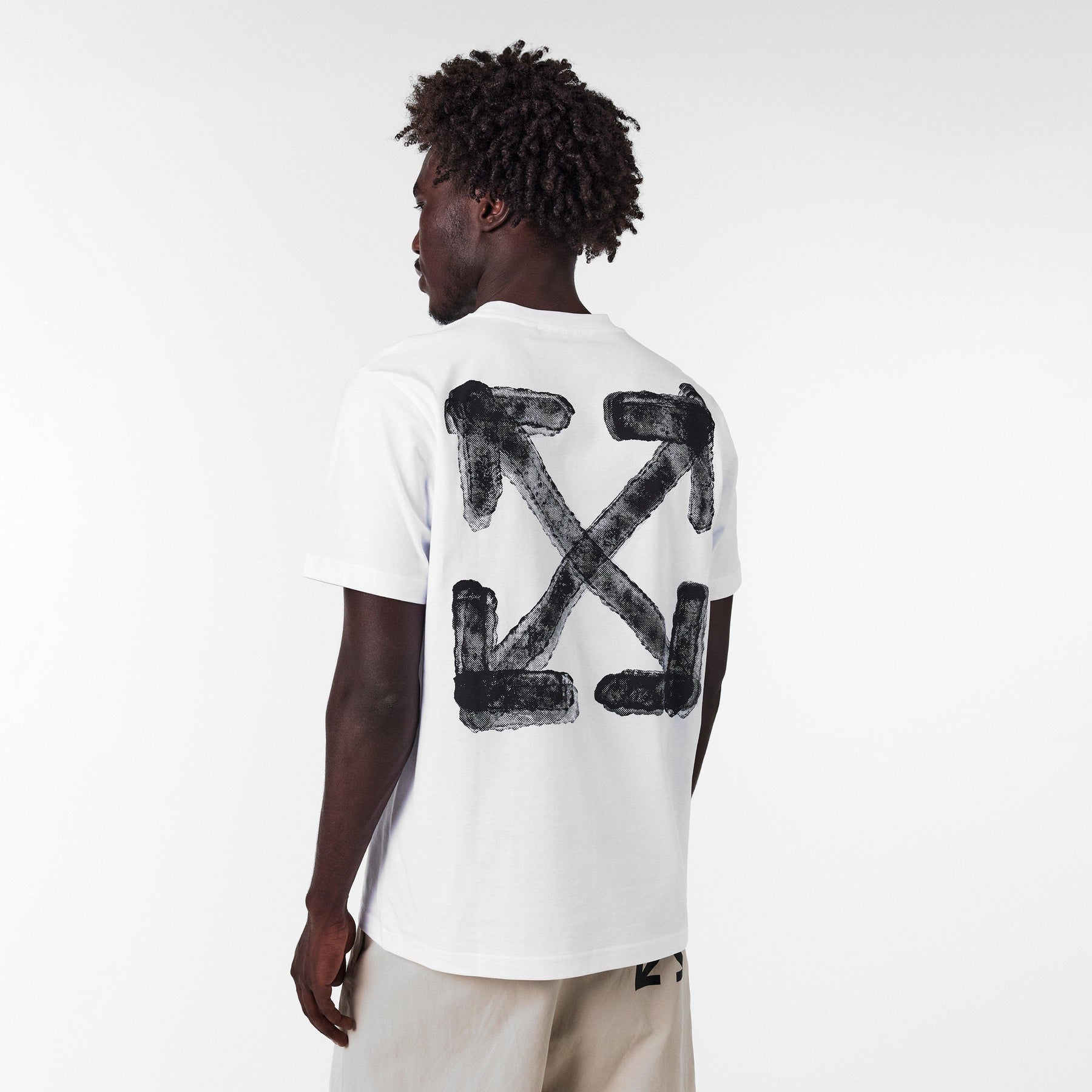 Spray Arrow Design T-Shirt