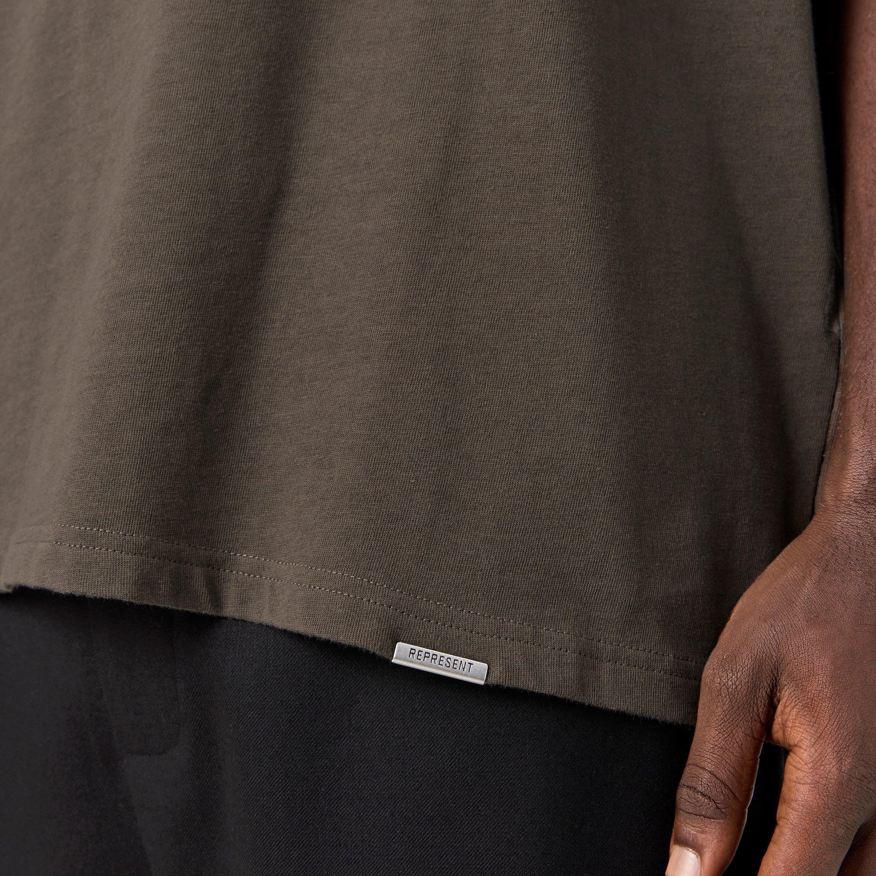 Men's Rep Crest Regular Fit T-Shirt