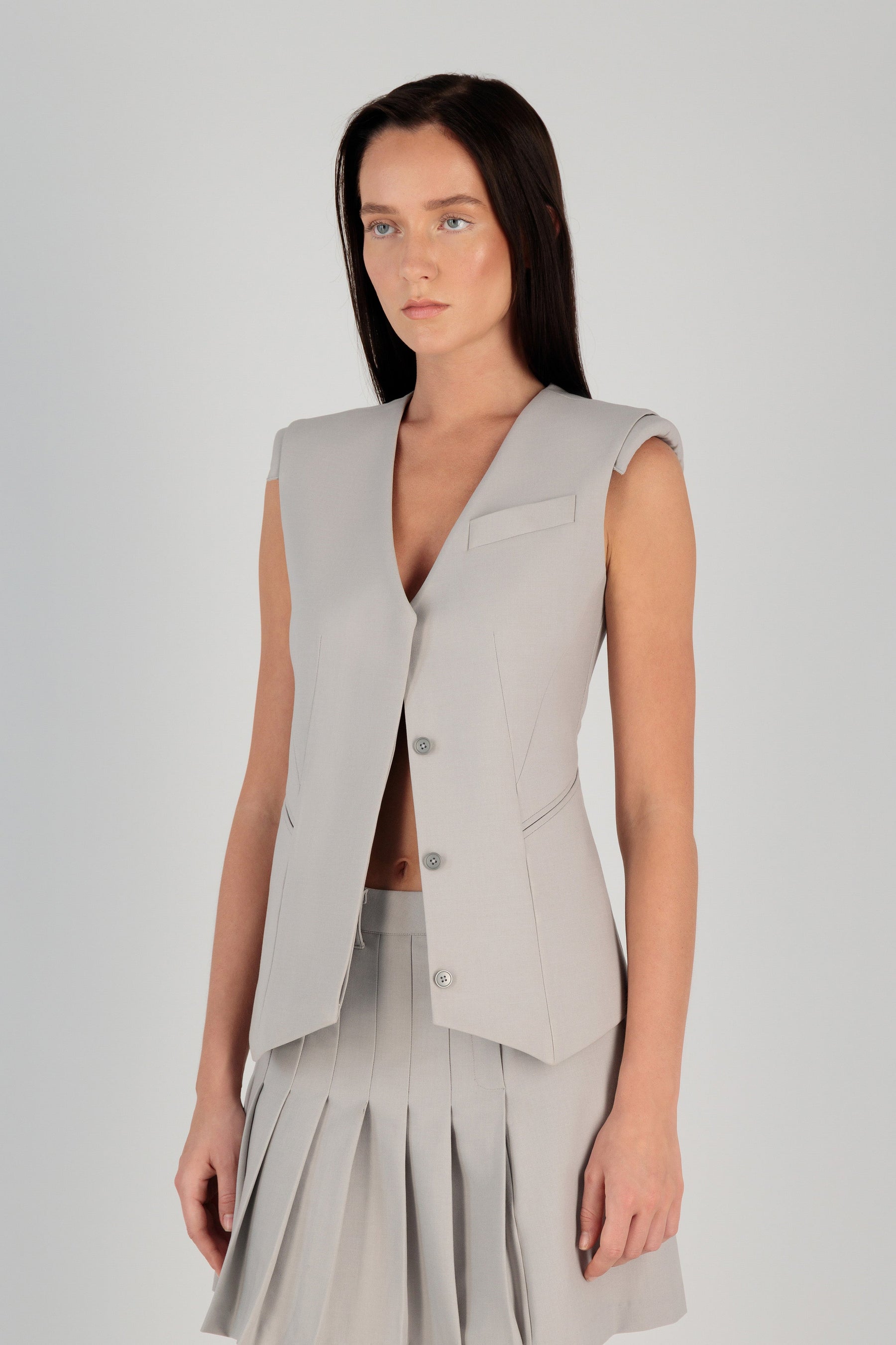VEST W/ SHOULDER PADS
