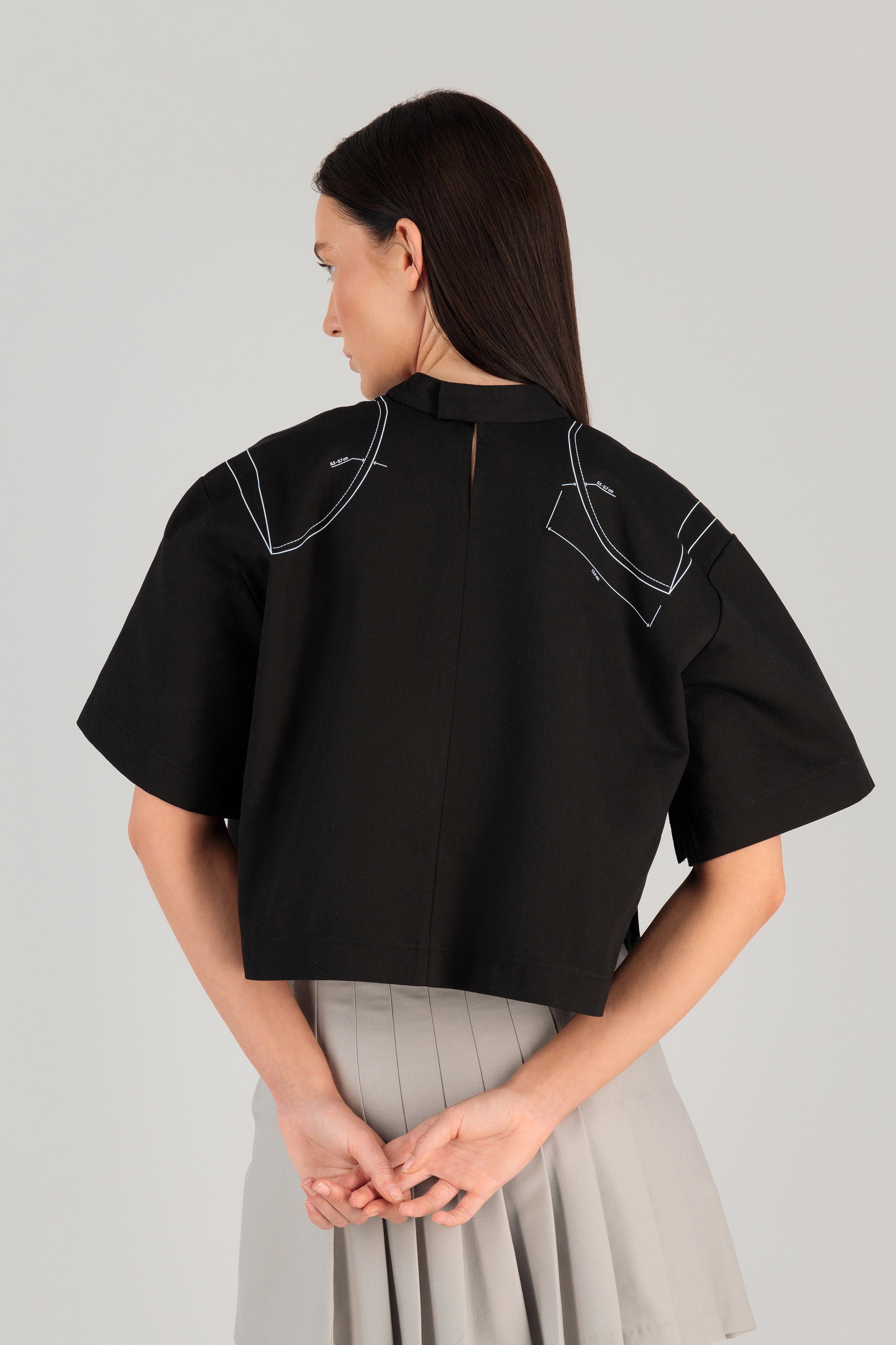 TWILL TEE W/ SHOULDER PAD PRINT