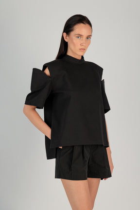 TWILL SHOULDER CUTOUT TEE