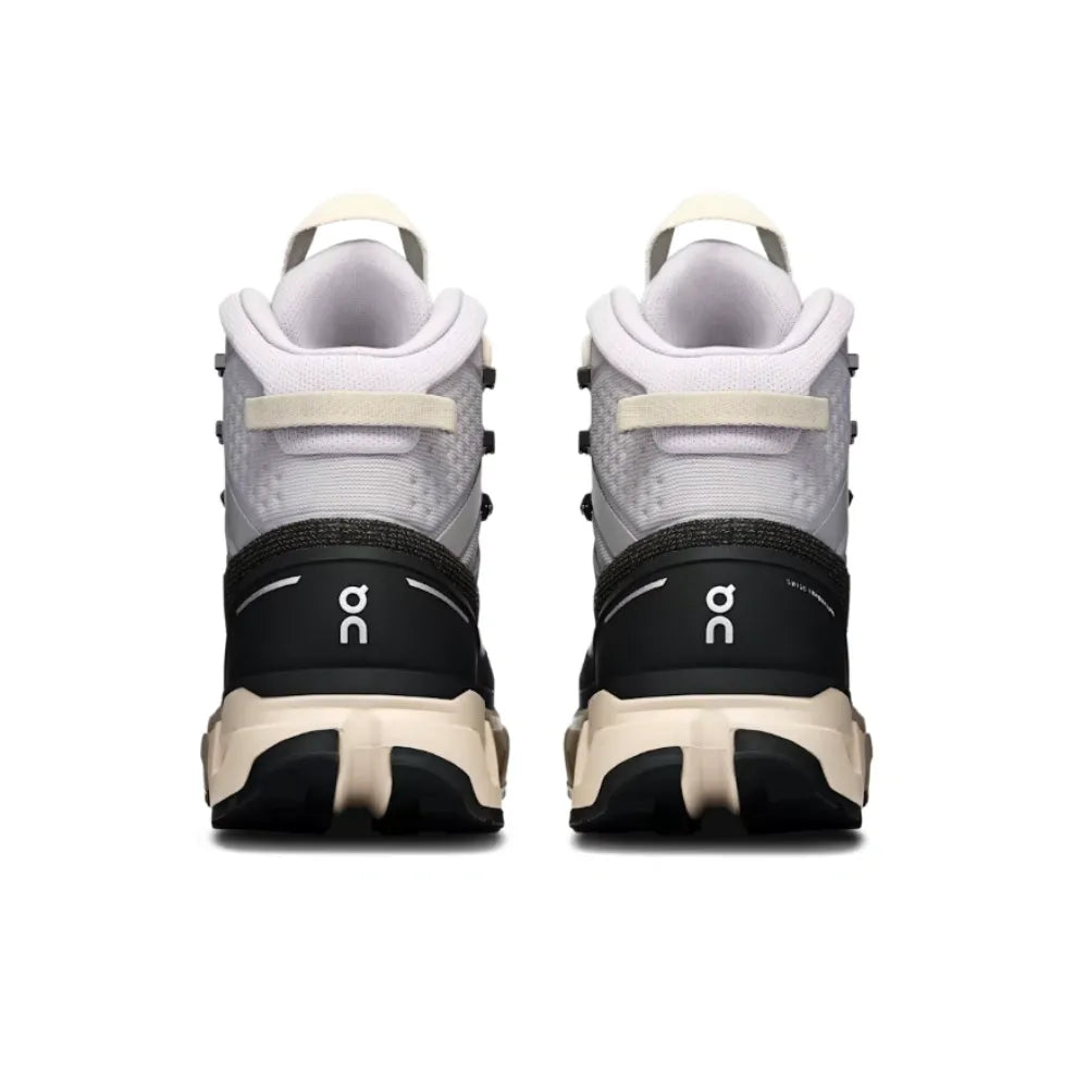 On Running Cloudrock Trek WP Silver | Cream