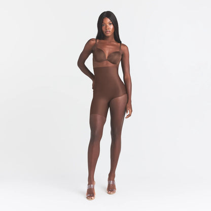 Skims Body Left Leg Solution Short
