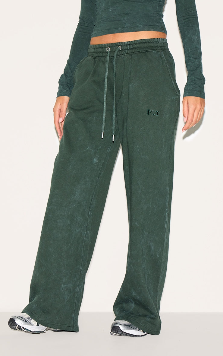 PRETTYLITTLETHING Forest Green Washed Low Rise Oversized Wide Leg Joggers