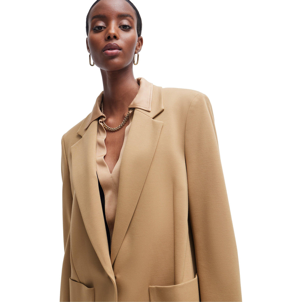 Jakuana1 10246108 01