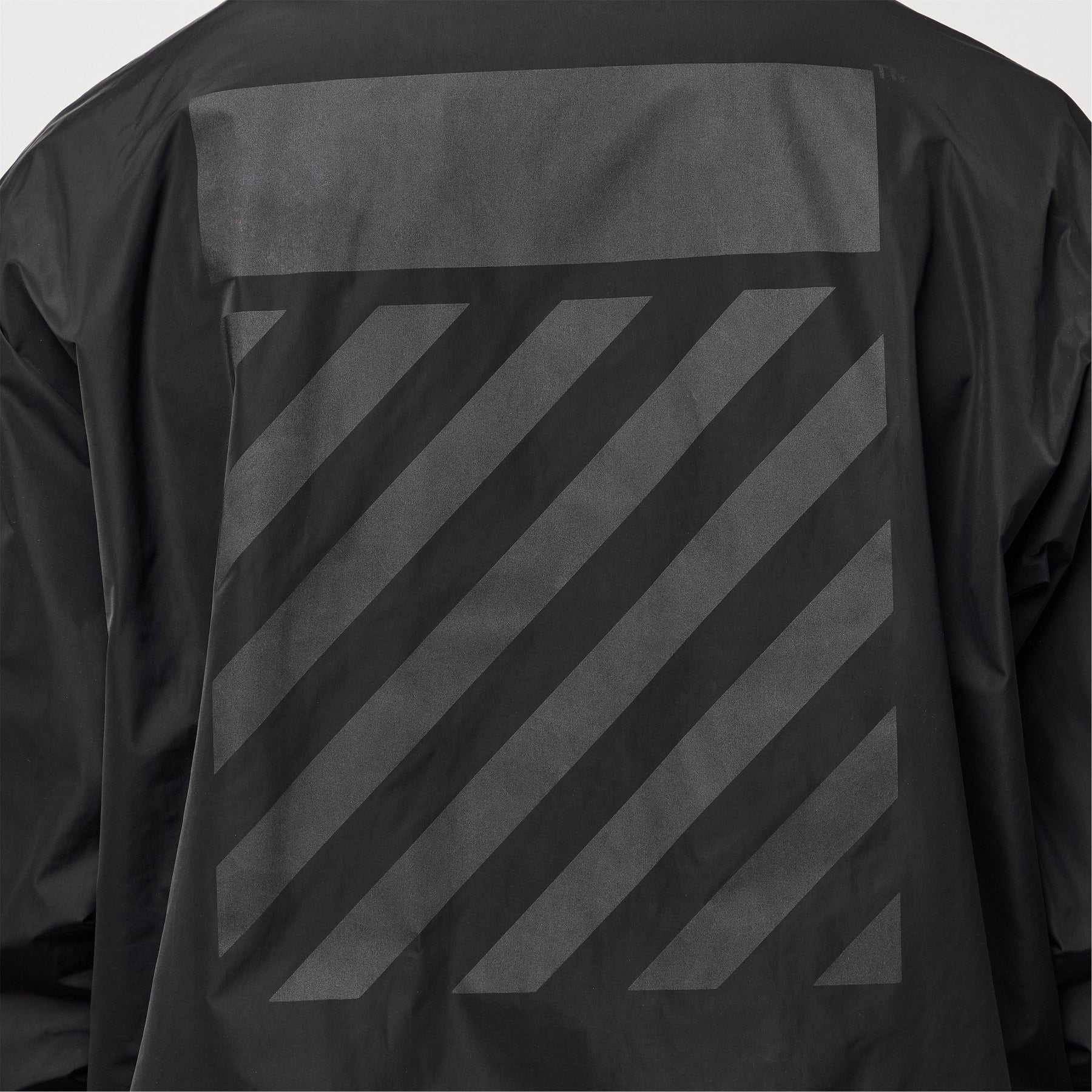 Diag Windbreaker