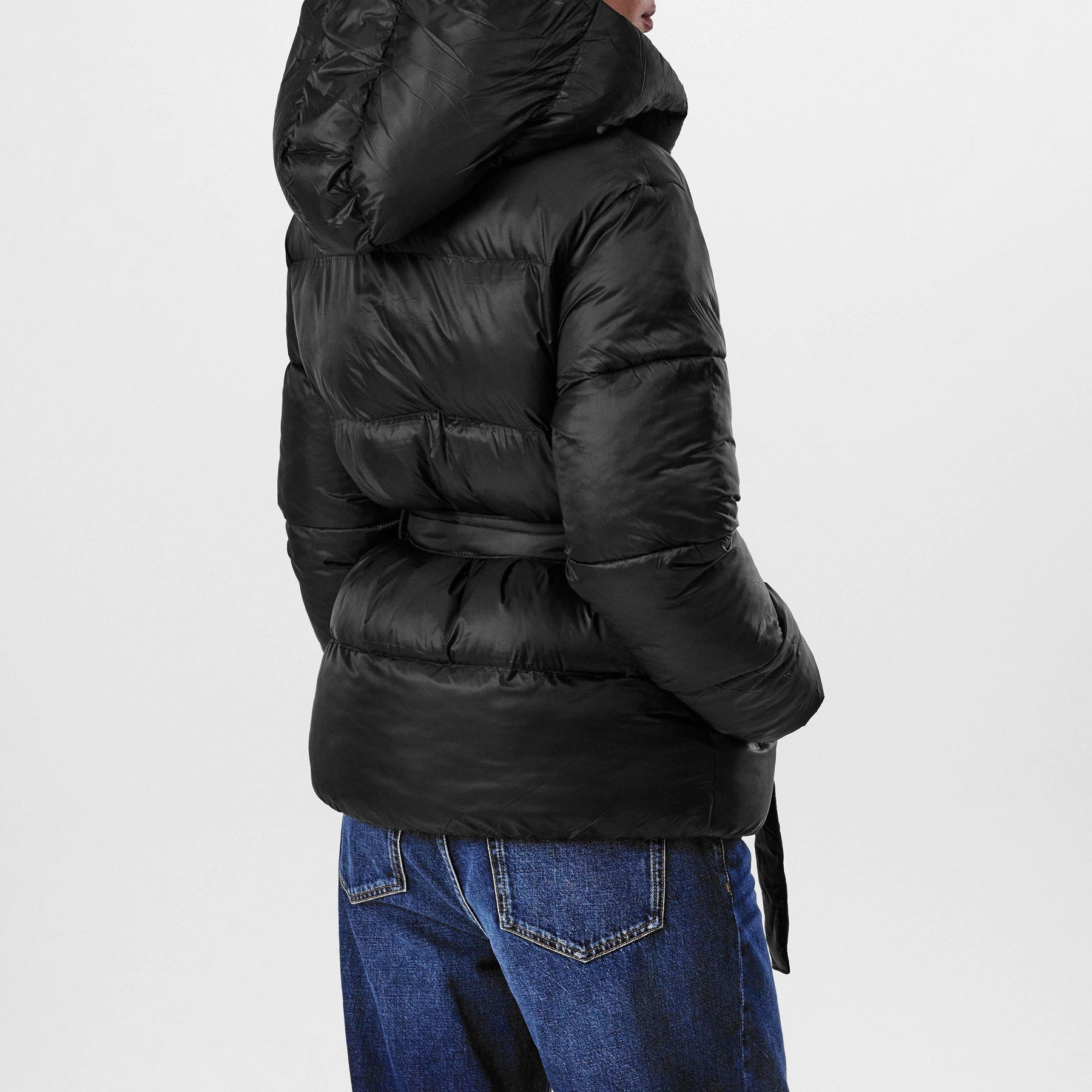 Women's Peruni Puffer Jacket, Sleek Design