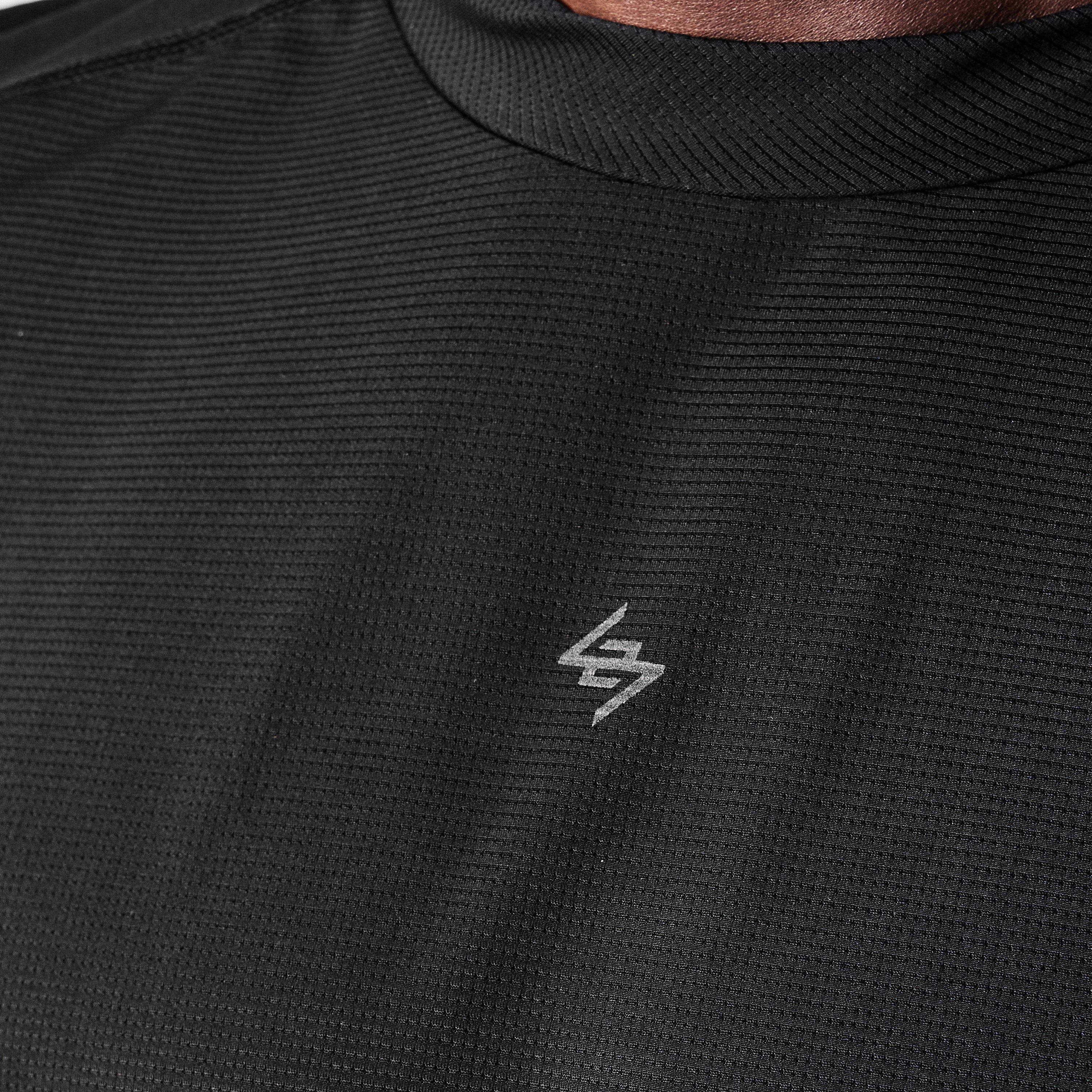 Men's Contour Run Short-Sleeve Performance Gym Top