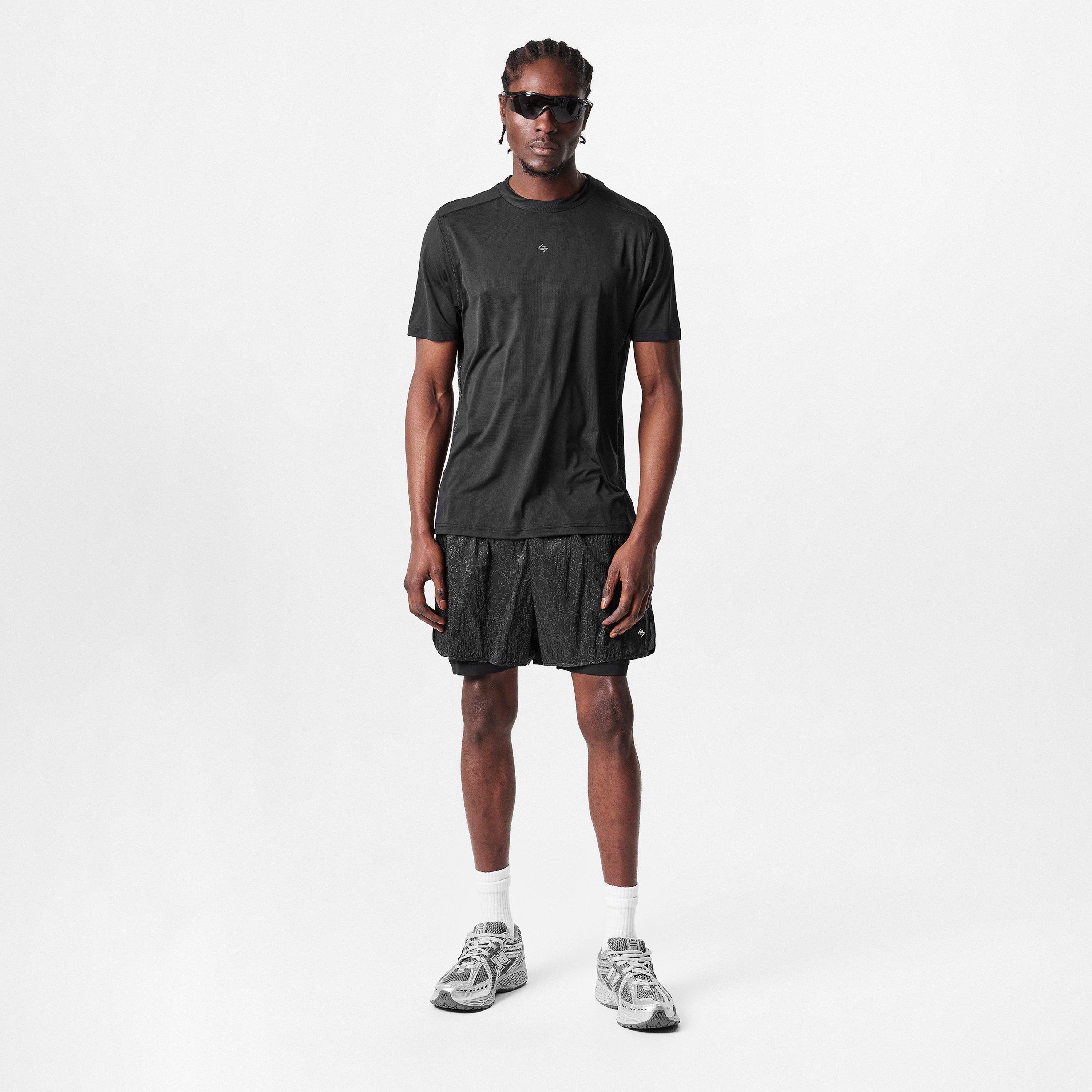 Men's Contour Run Short-Sleeve Performance Gym Top