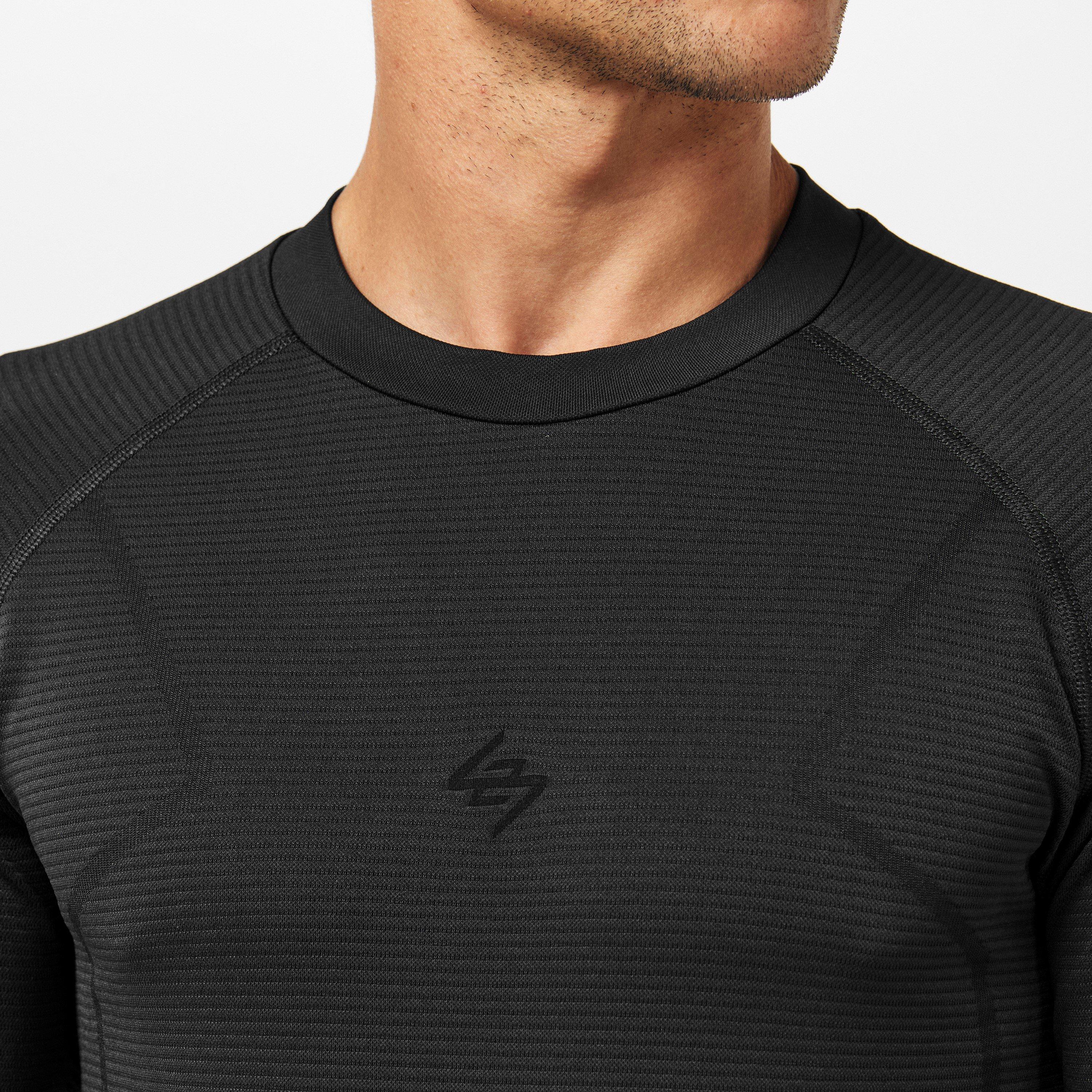 Men's Long-Sleeve Performance T-Shirt