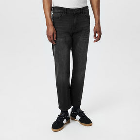 Straight Jeans