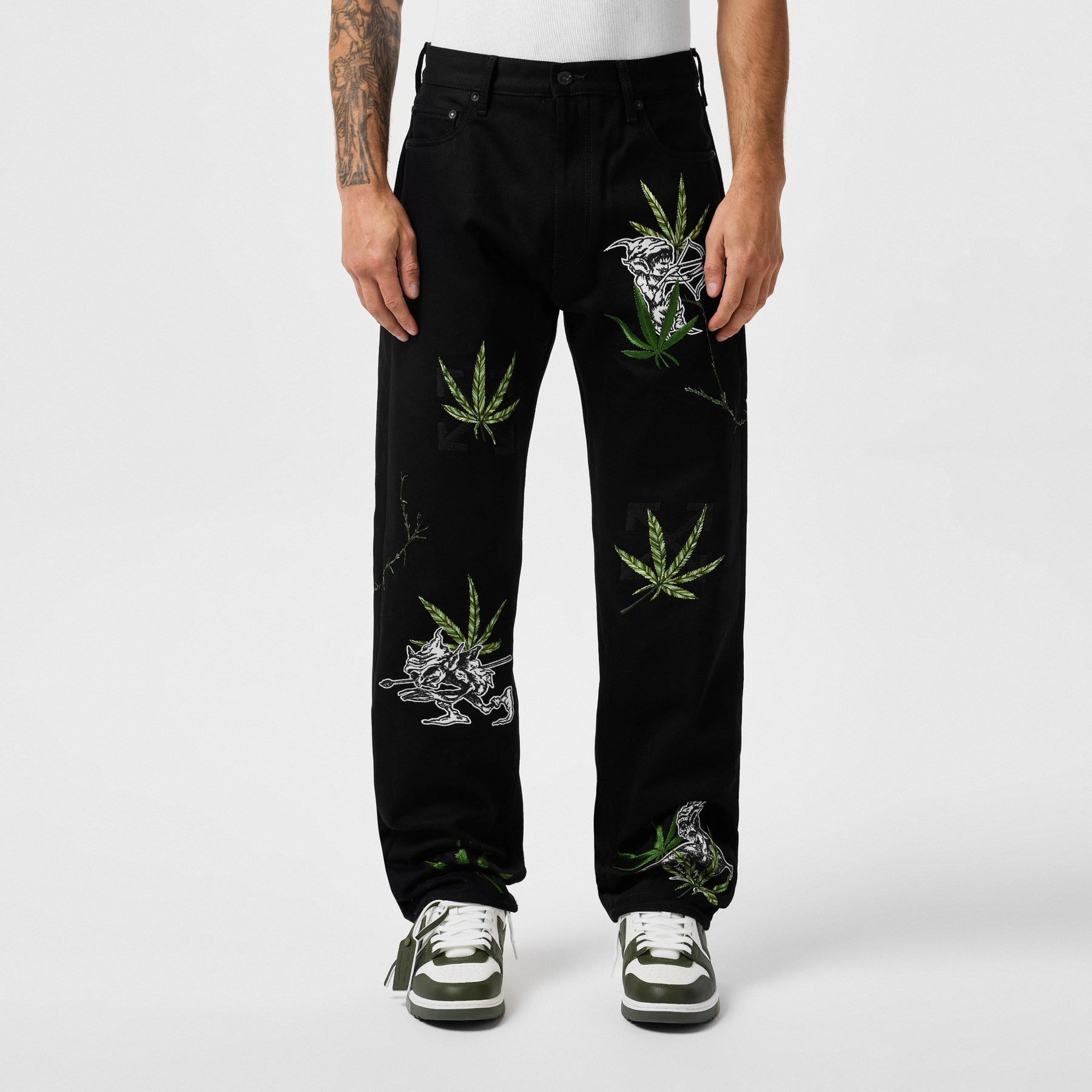 Off Skate Fit Jeans Sn99