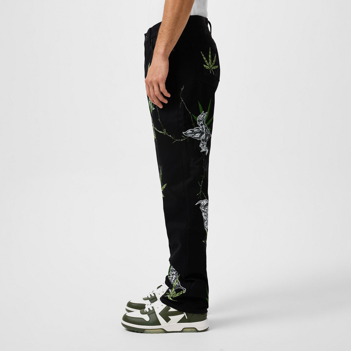 Off Skate Fit Jeans Sn99