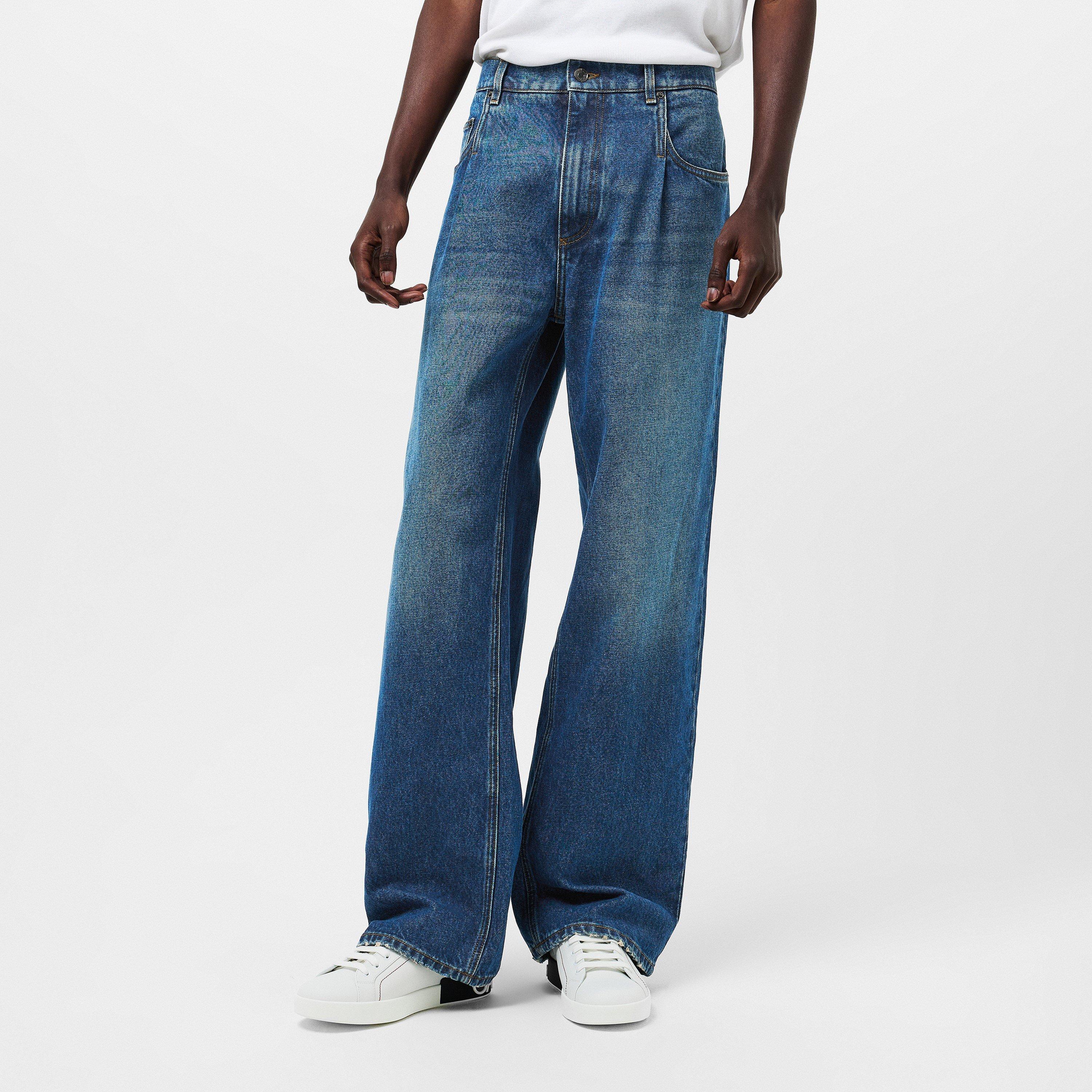 Relaxed Straight Leg Jeans
