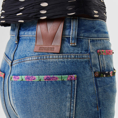 Women's Solid Straight Leg Jeans