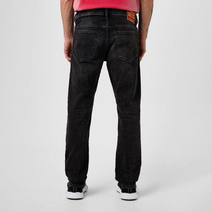 D Yennox Tapered Jeans