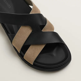 Kazimir sandal in Noir / Étoupe