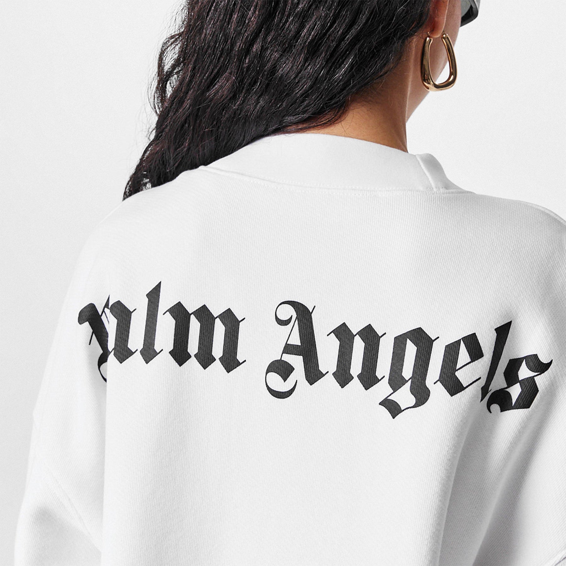 Classic Curved Logo Crew-Neck Sweater Ladies