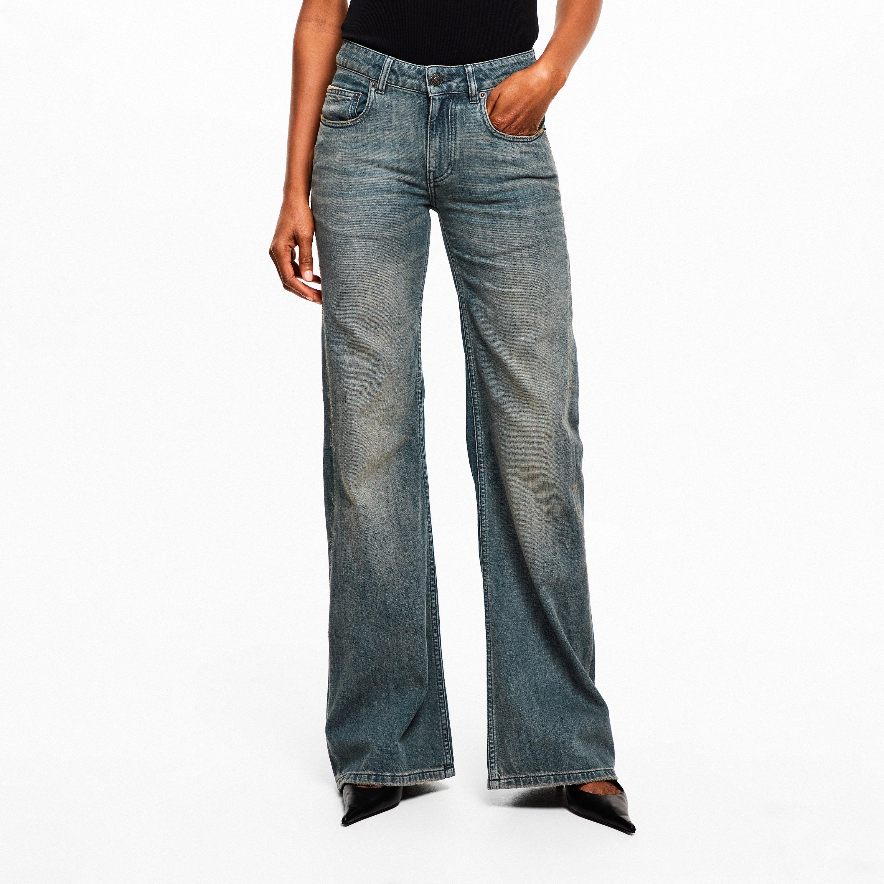 Relaxed Wide Leg Trousers