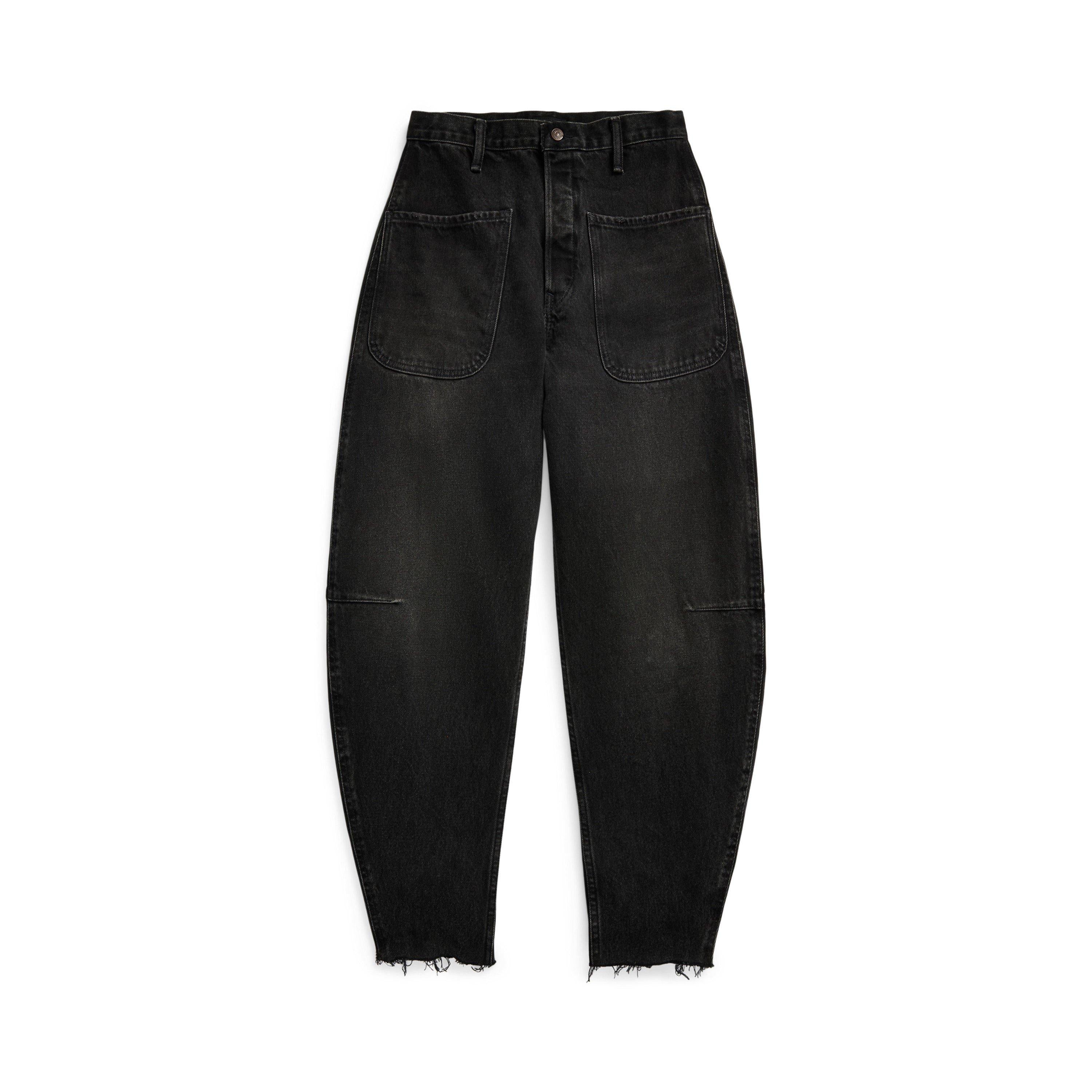 Curved Tapered Jeans