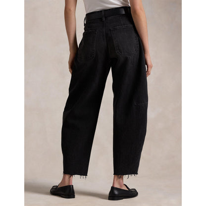 Curved Tapered Jeans
