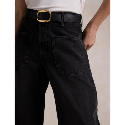 Curved Tapered Jeans