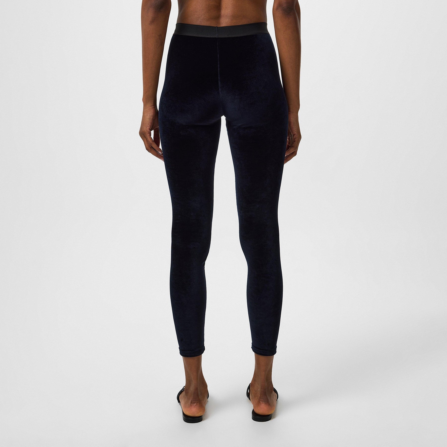 Signature Leggings