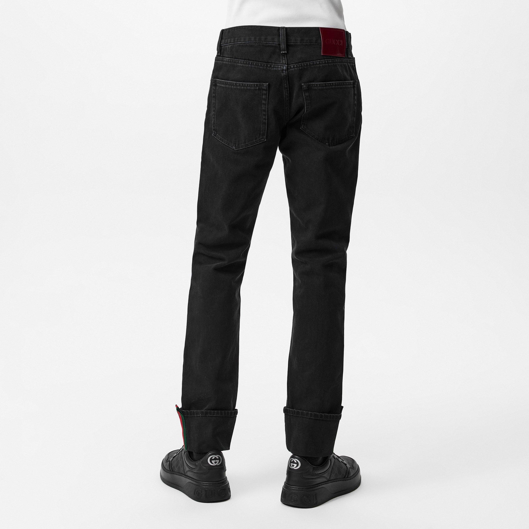 Tapered Jeans