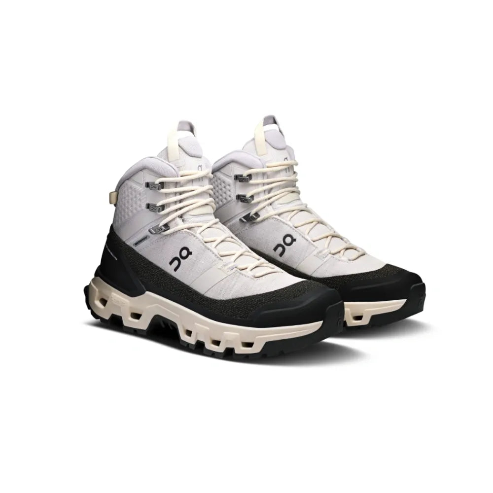 On Running Cloudrock Trek WP Silver | Cream