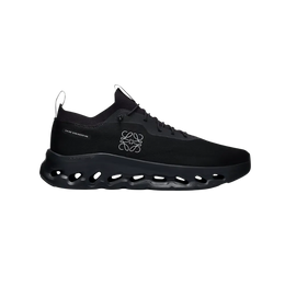 On Running Cloudtilt x Loewe All Black