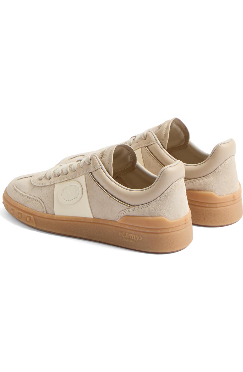 Upvillage Low Top Sneaker (Women)