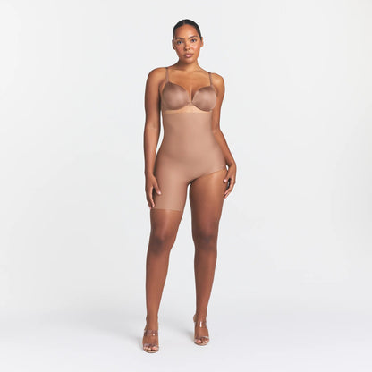 Skims Body Left Leg Solution Short