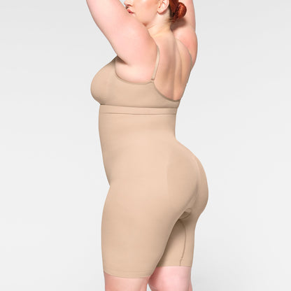 Seamless Sculpt High-waisted Above the Knee Short