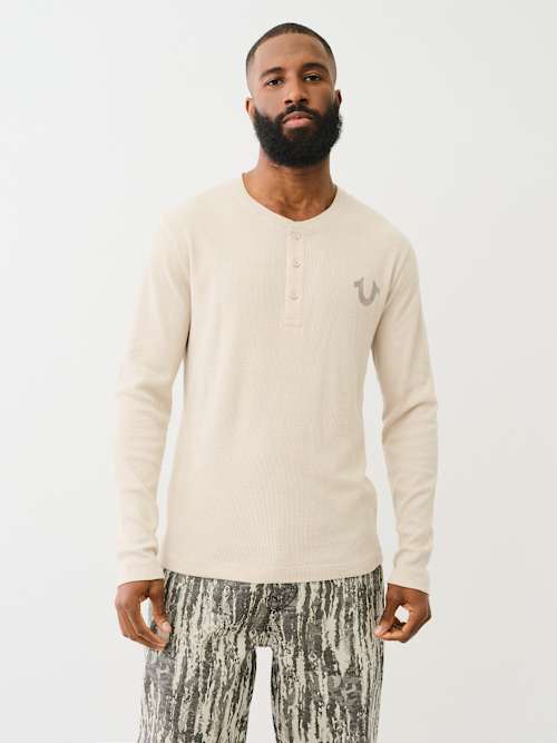 LOGO LONG SLEEVE RIBBED HENLEY TEE