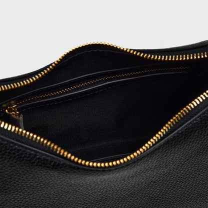 Giant Shoulder Bag